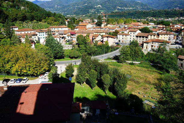 Panorama di Gallicano con le colline della Garfagnana